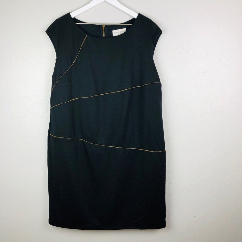 Ronni Nicole size 16W Black mod zipper dress